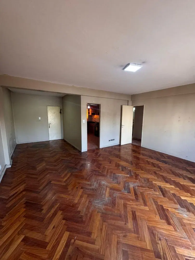 Departamento 3 ambientes en alquiler en Lomas del Mirador 2
