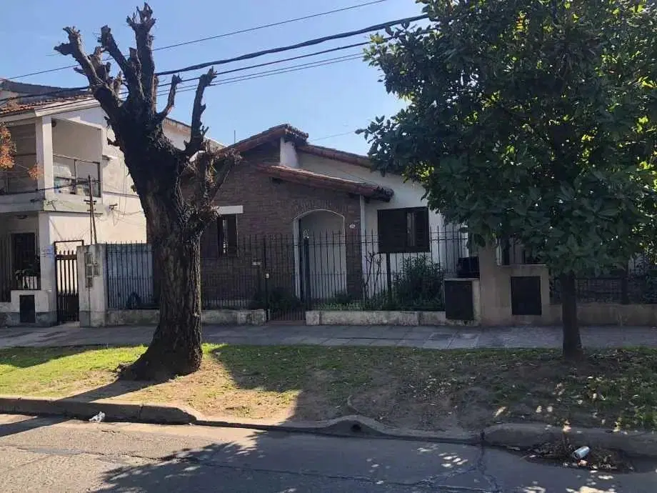 Lote En Venta En Moron Centro 2
