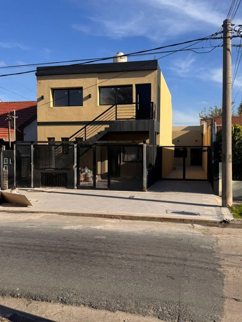 Departamento 3 ambientes con patio a estrenar en Ramos Mejía 5