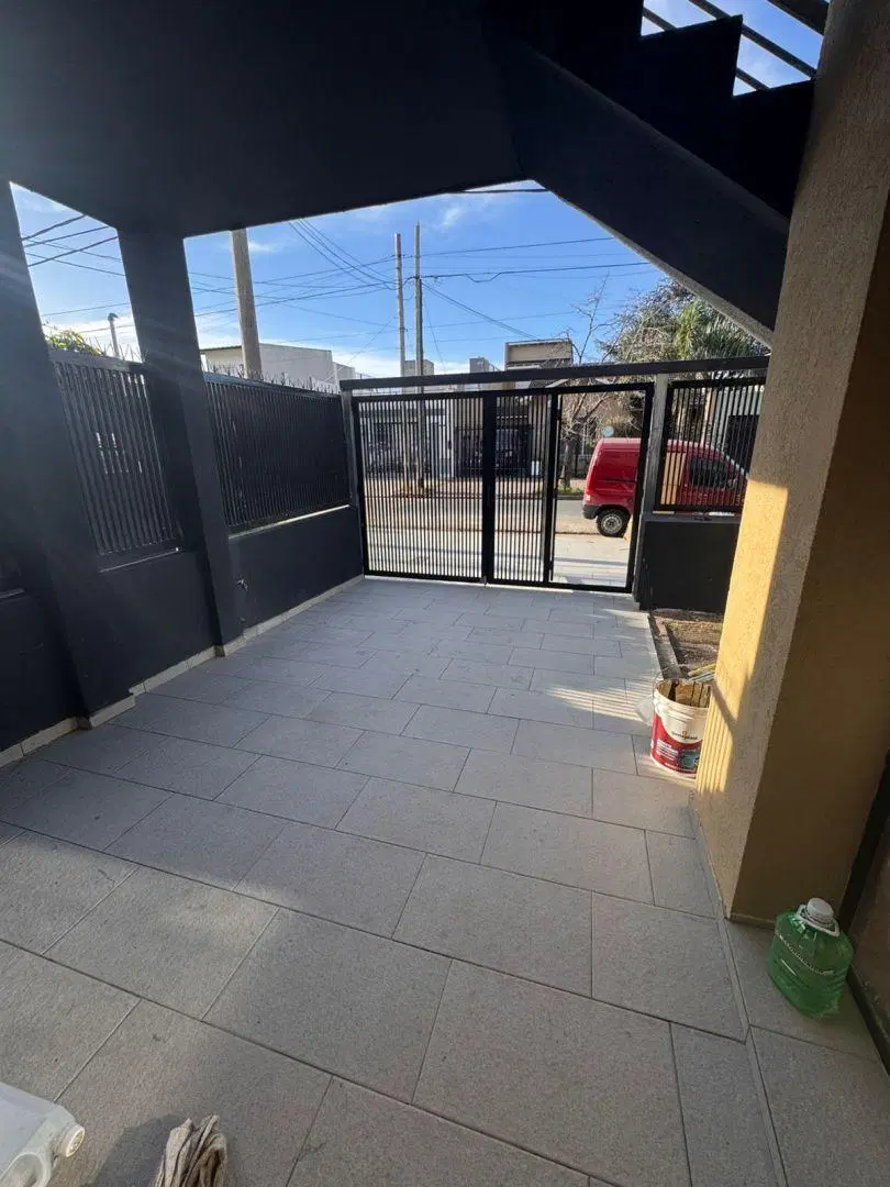 Departamento 3 ambientes con patio a estrenar en Ramos Mejía 1