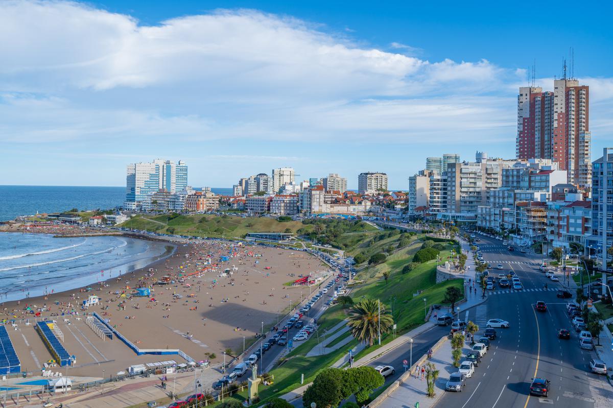 Piso Único, con Las Mejores Visuales Al Mar y a Las Playas de Bahía Varese. Tour Virtual 4