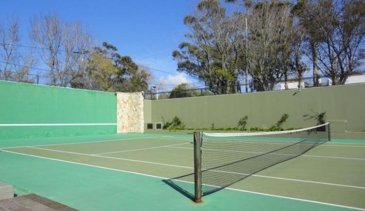 Excelente Semipiso Frente Al Mar y Al Golf. 2