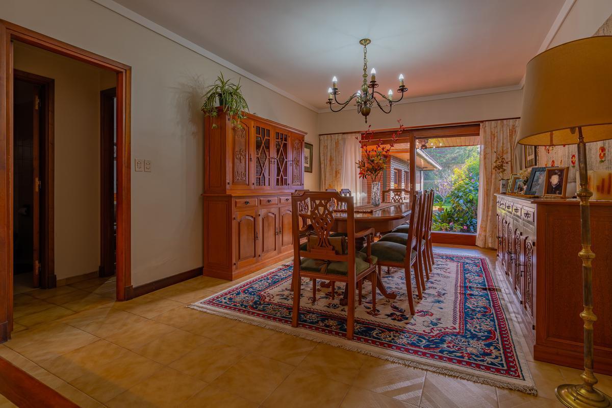Chalet en El Barrio San Carlos. 1