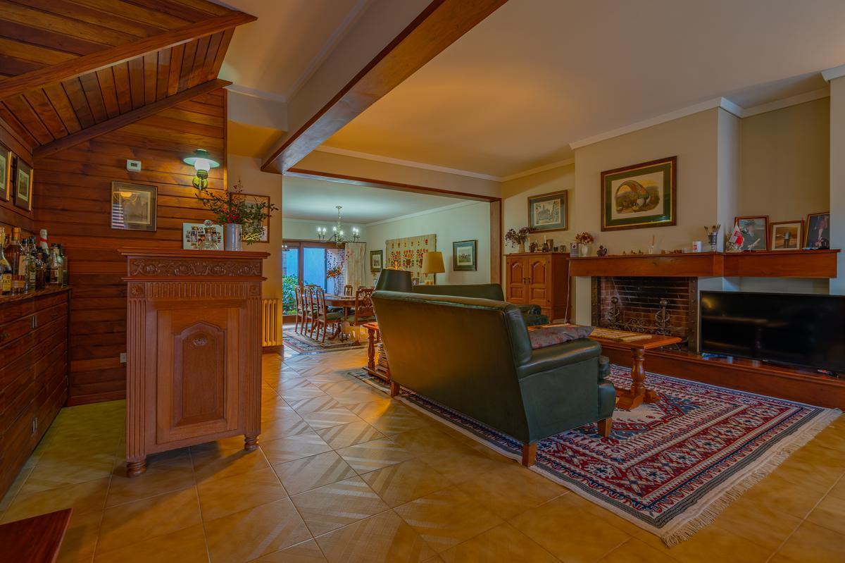 Chalet en El Barrio San Carlos. 4