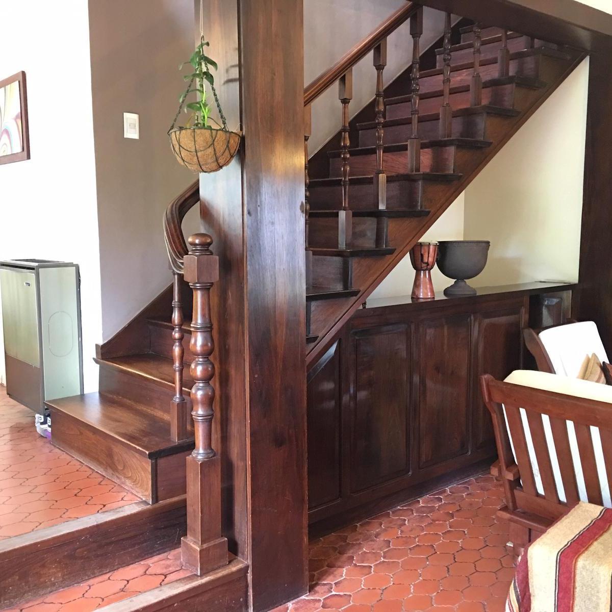 Chalet en Esquina del Barrio Jardín Bosque Alegre. 1