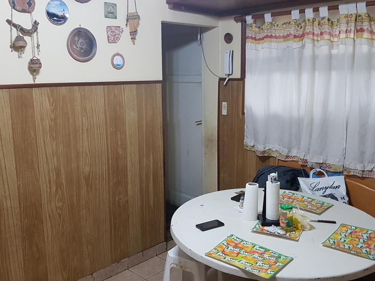 Casa a m de Av Libertad, en Block con Dos Unidades Más Para Renta. 5