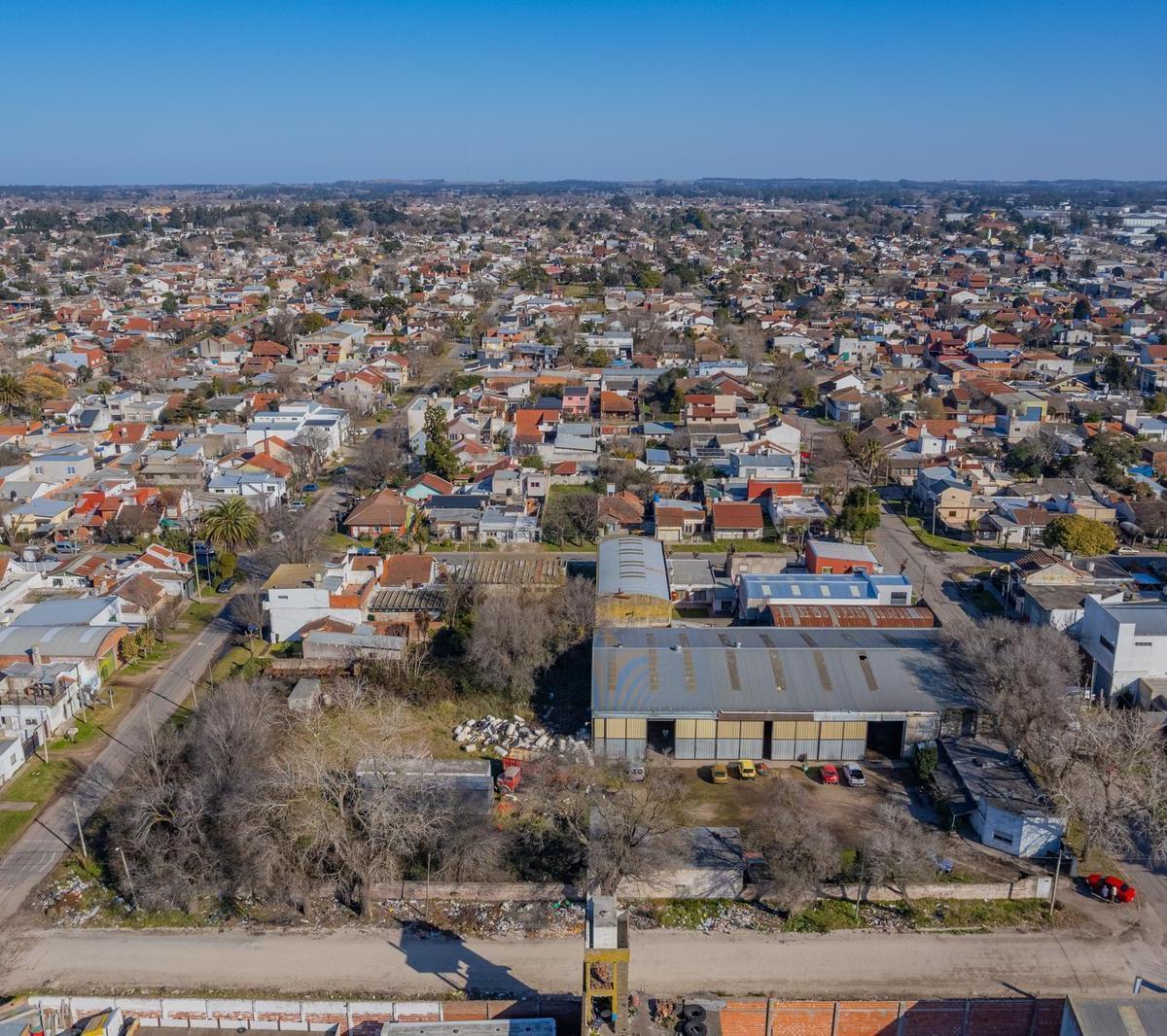 Galpón en El Barrio Santa Rita 3
