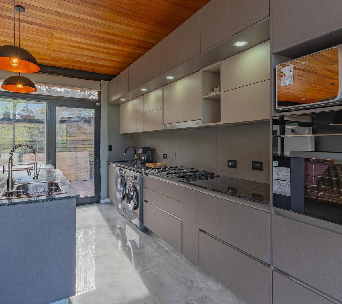 Foto de Casa estilo moderno en barrio Chapadmalal, imagen 5