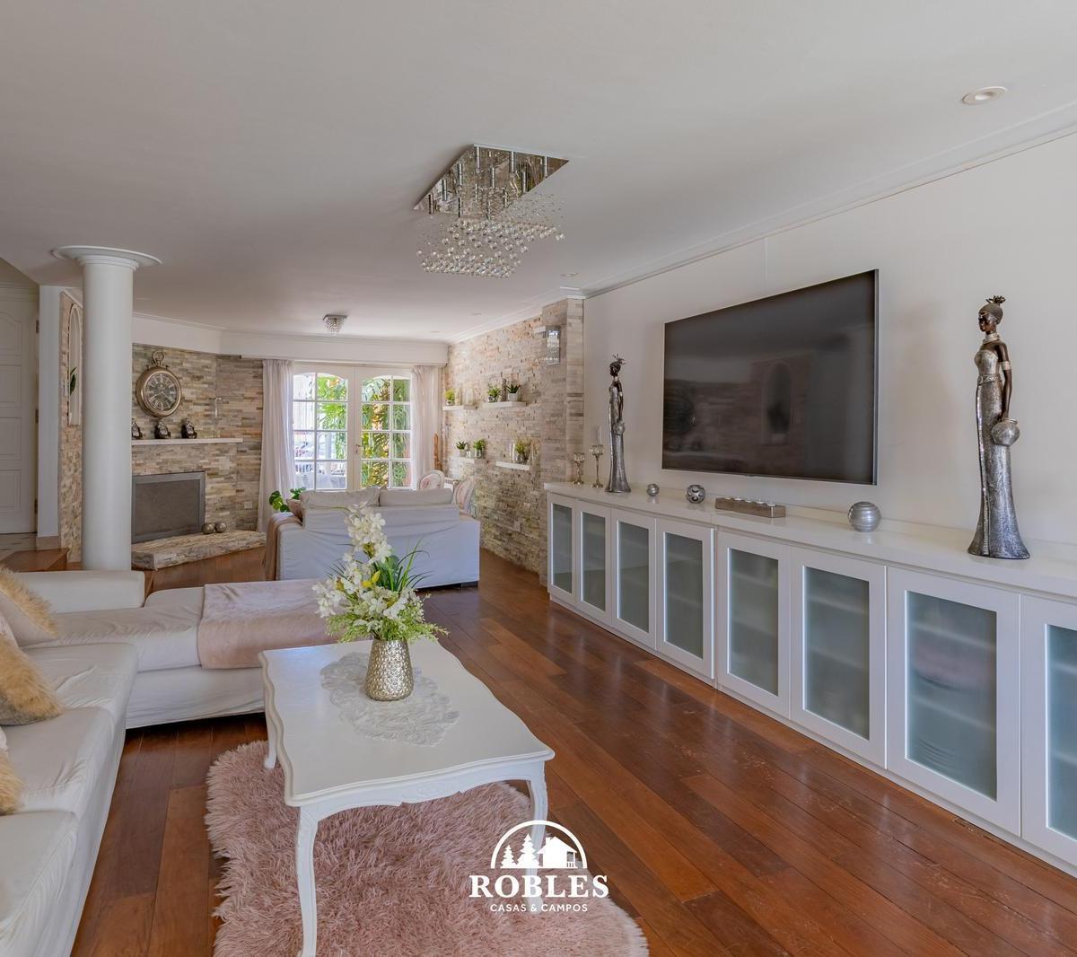 Importante Chalet en Zona Guemes Residencial 5