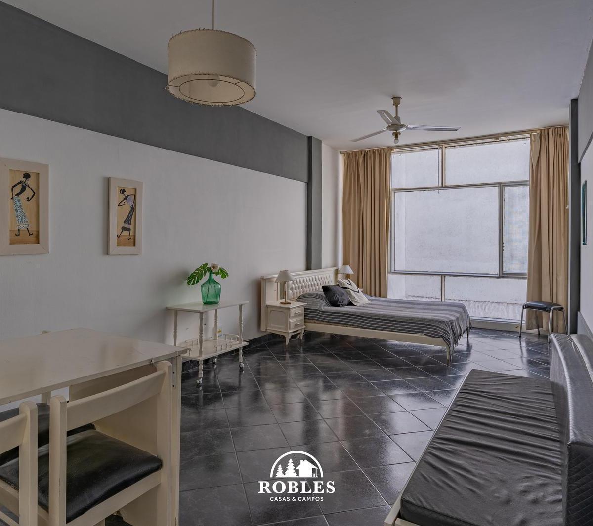 Monoambiente en el barrio Playa Grande. VENDIDO