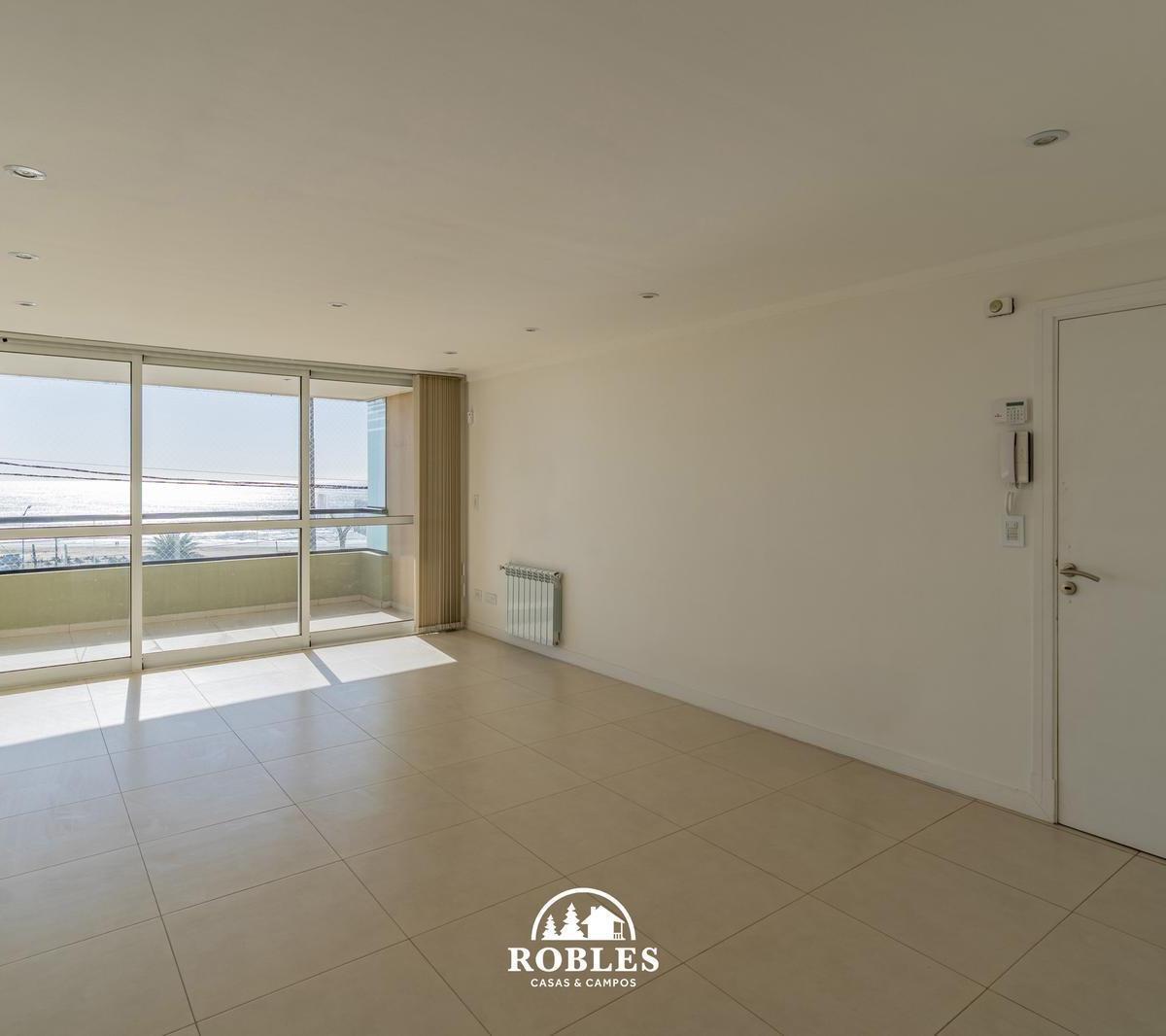 Foto de Departamento con vista al mar en Punta Mogotes., imagen 2