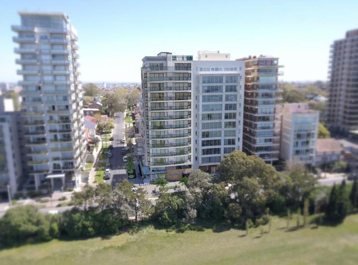 Departamento a estrenar, en excelente y exclusivo entorno del Boulevard del Golf. 3