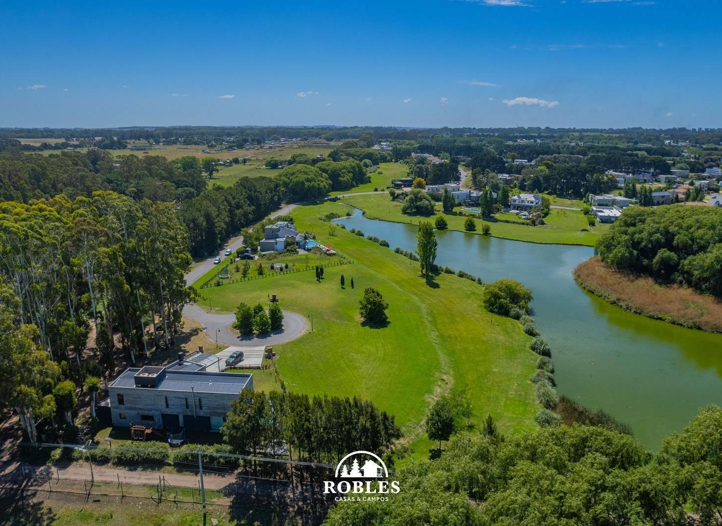 Excelente lote en sector Las Lomas del barrio Privado Rumencó.