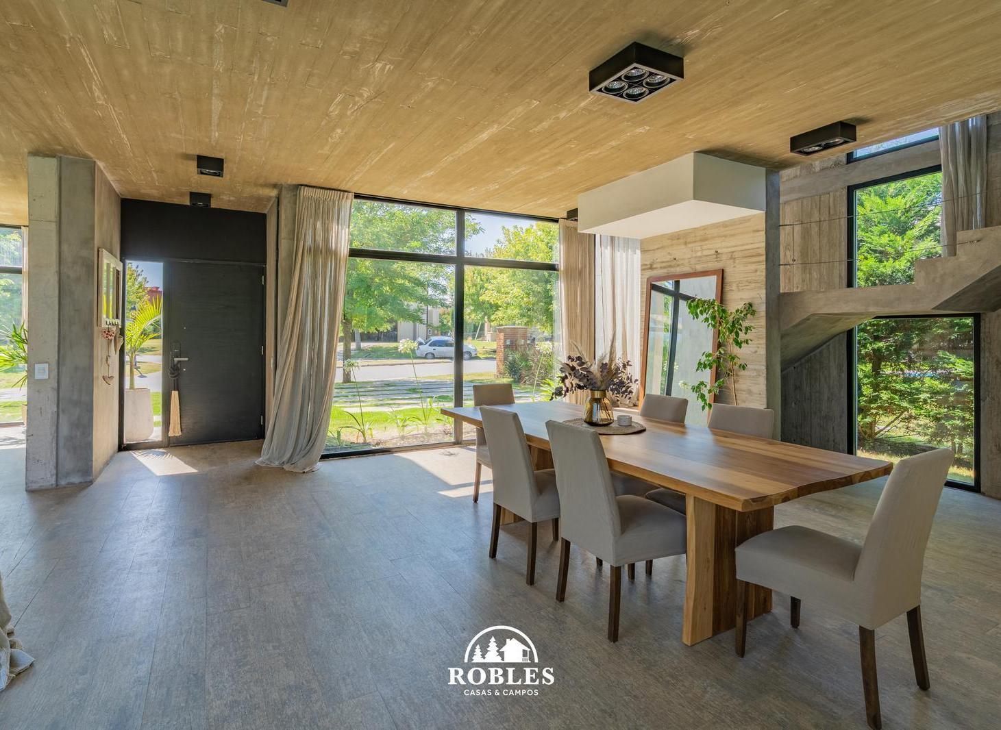 Casa estilo moderno en el barrio Arenas del Sur