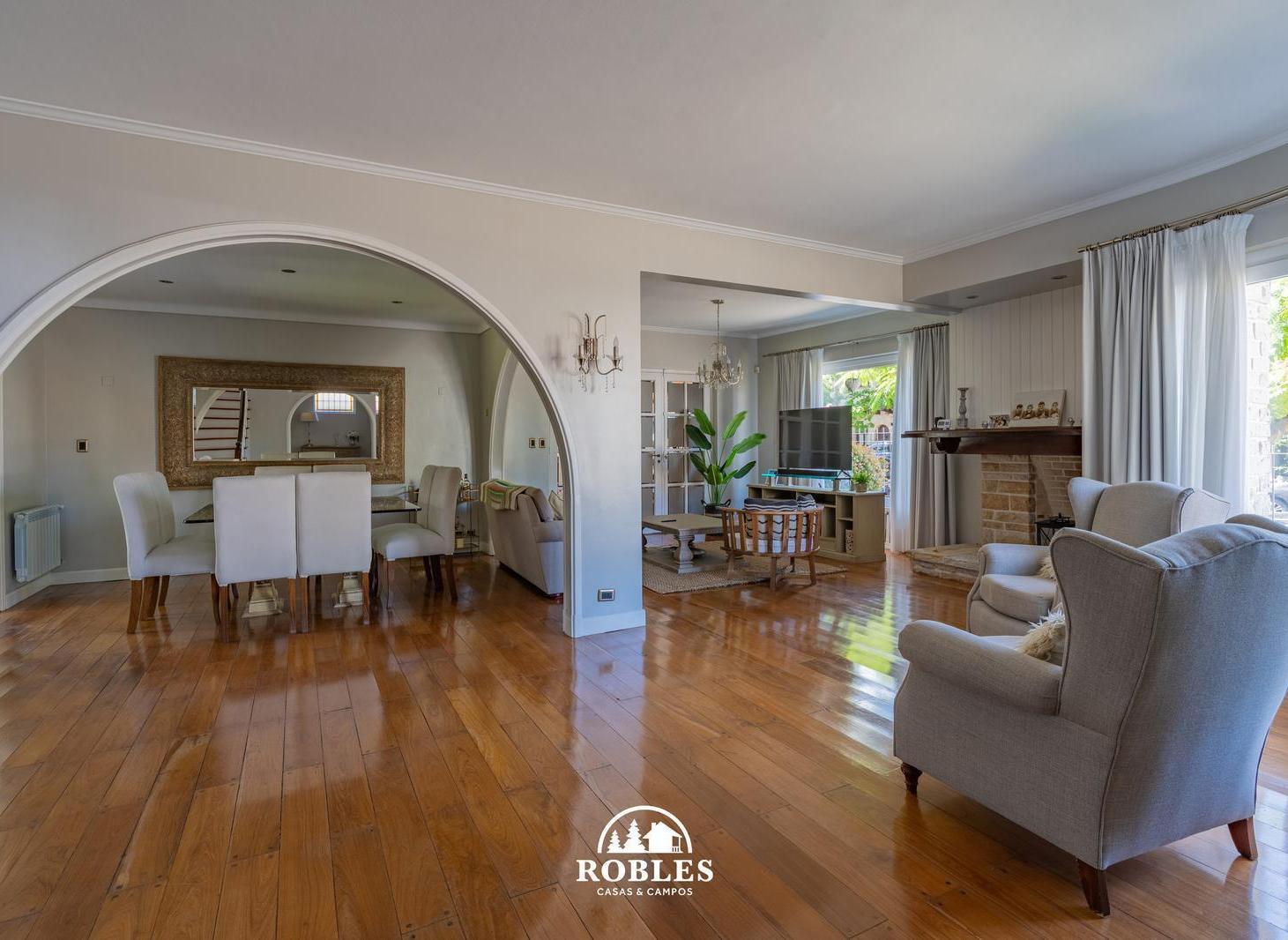 Foto de Residencia en el excelente entorno de Playa Grande, imagen 2