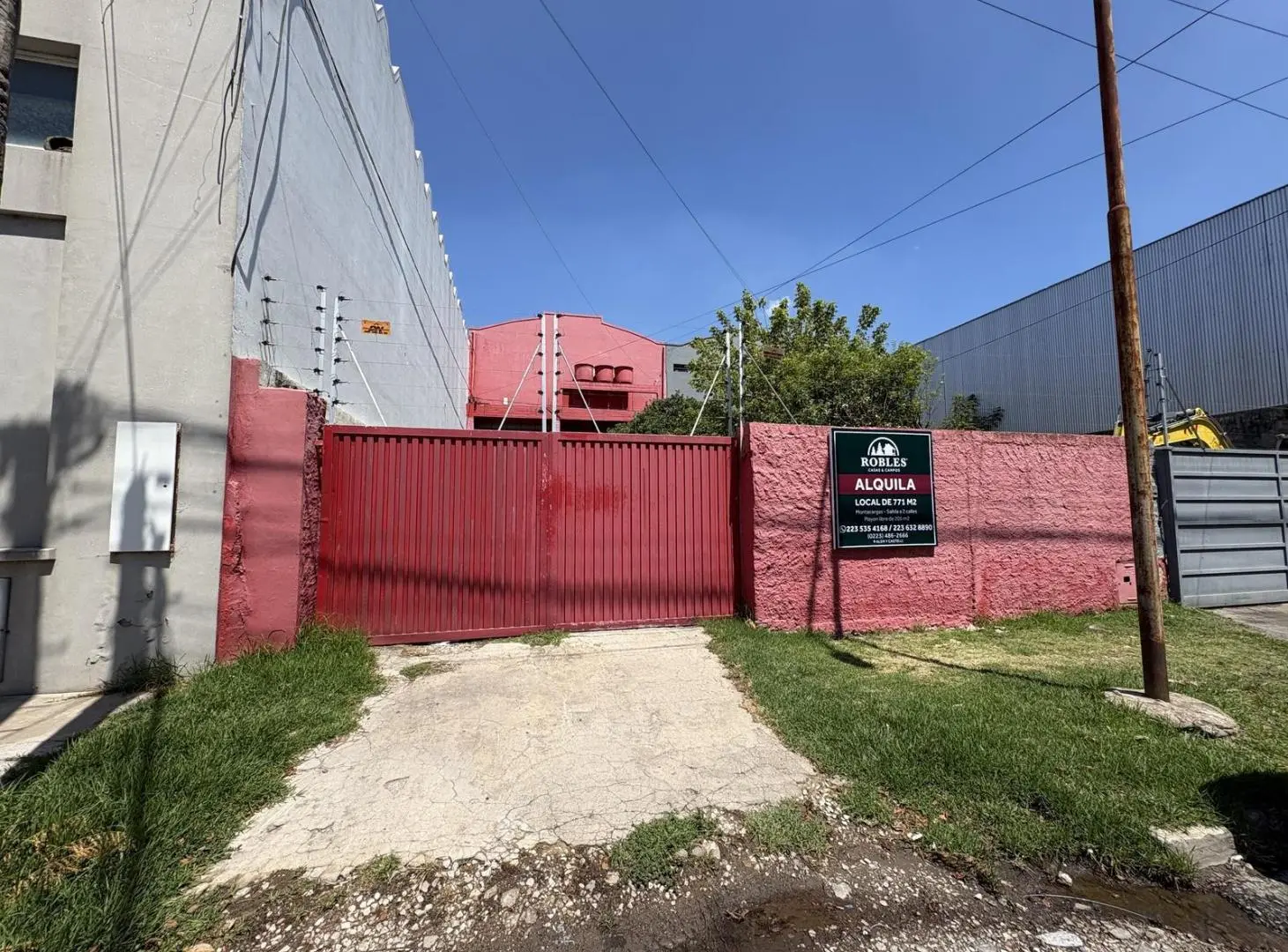 Local comercial sobre Av. Juan B. Justo 4