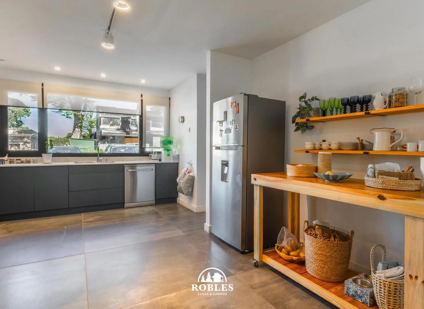 Casa en el excelente barrio Barrancas de San Benito 5