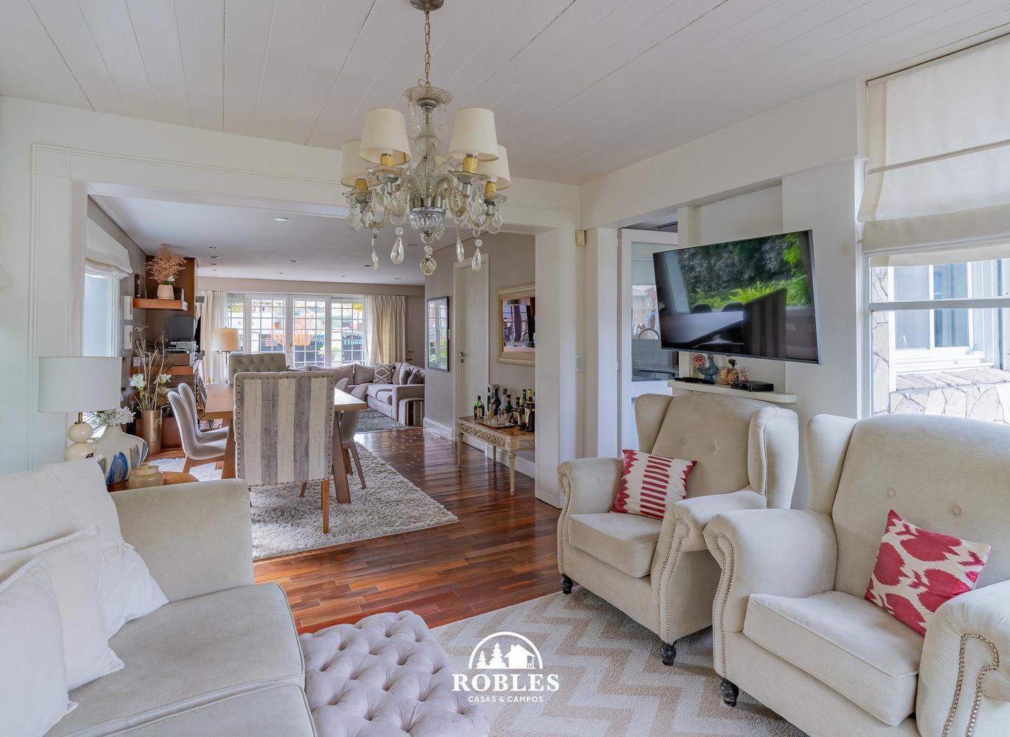Foto de Chalet en el excelente barrio Los Troncos, imagen 4