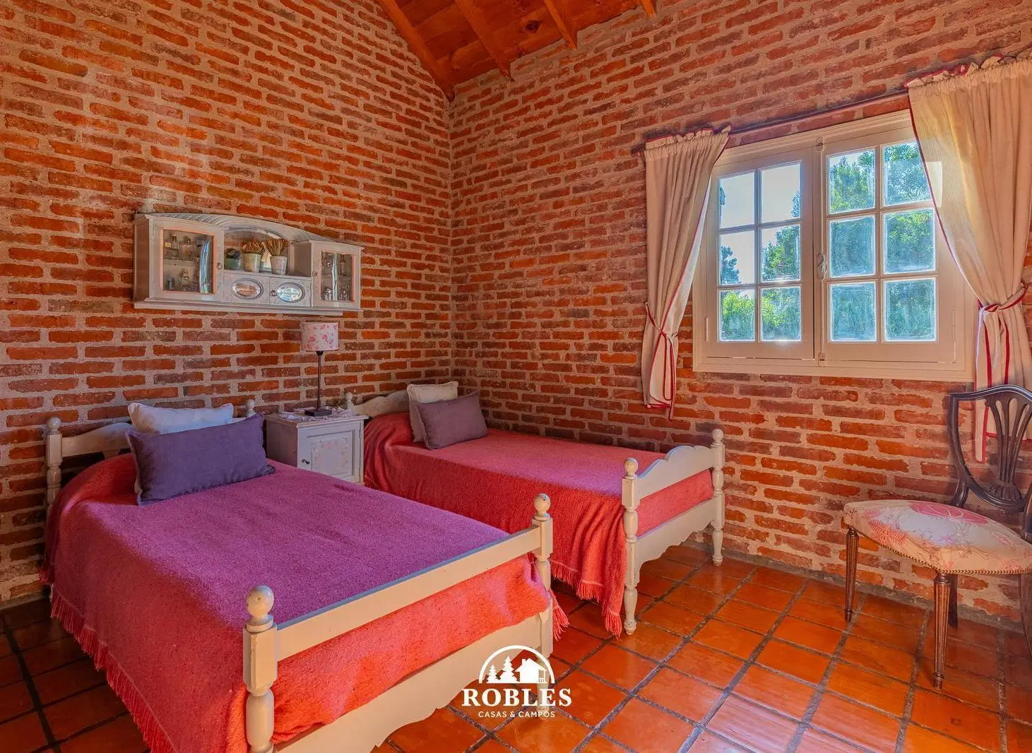 Casa estilo campo sobre importante lote en Chapadmalal 4