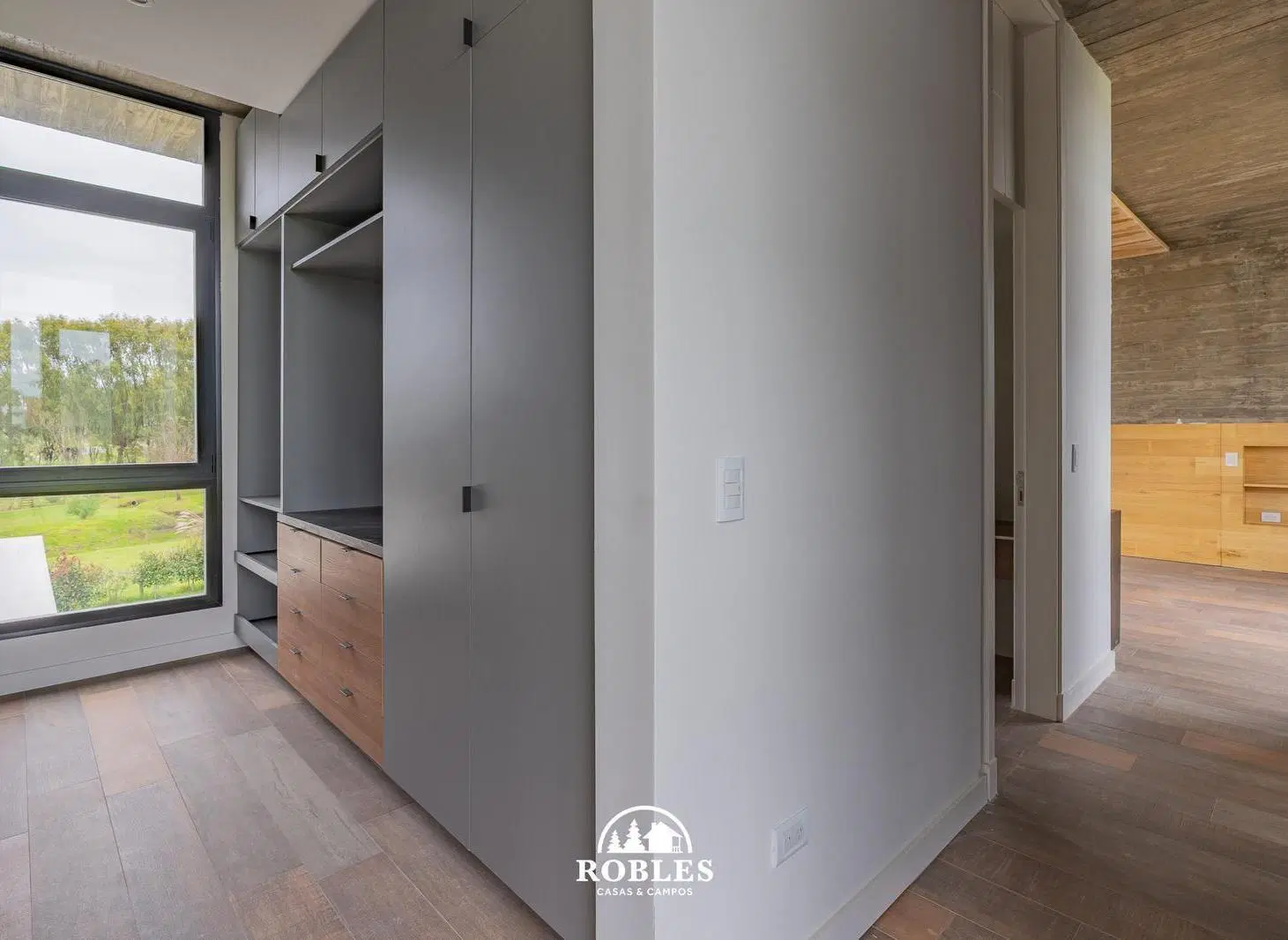 Casa estilo moderno en el barrio privado Arenas del Sur 3