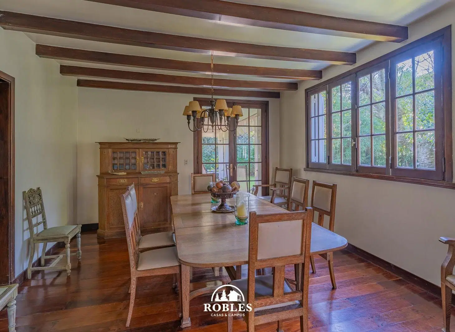 Residencia en el excelente entorno de Los Troncos 5