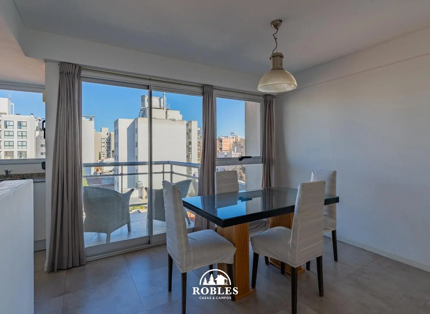 Departamento tres ambientes en Guemes Residencial 4