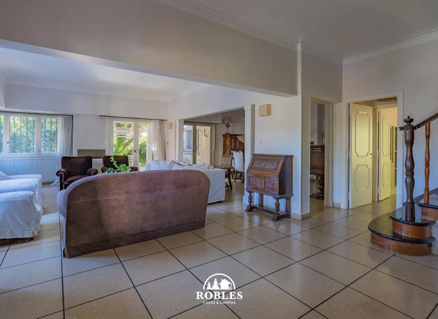 Pintoresco chalet en el excelente entorno de Stella Maris 4