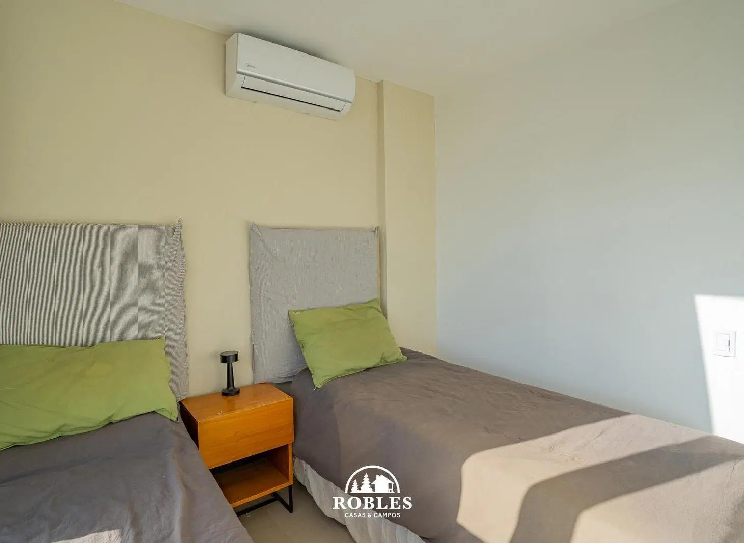 Departamento tres ambientes a metros del mar 3