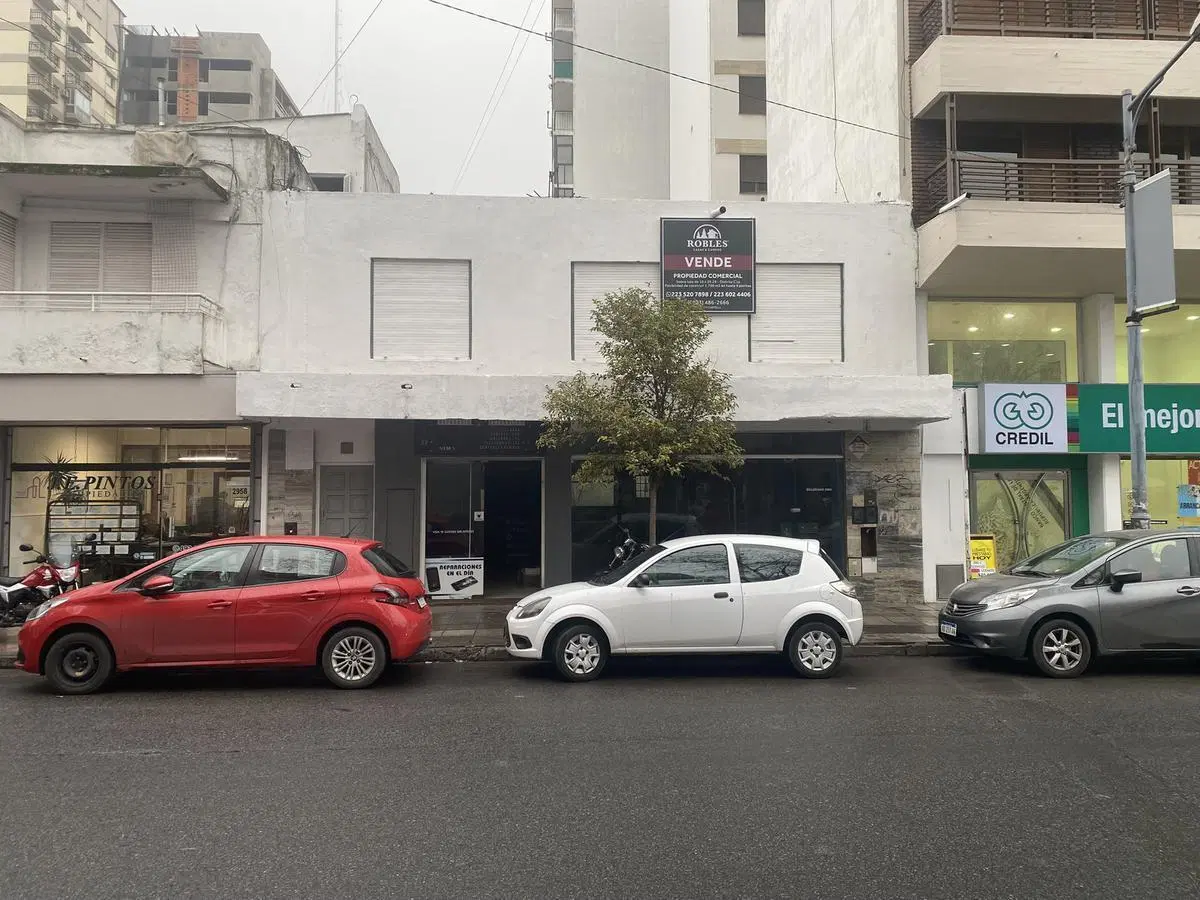 Lote en estratégica zona del Microcentro de la ciudad. 3