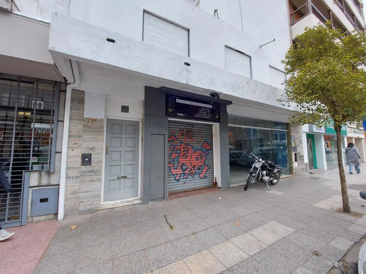 Lote en estratégica zona del Microcentro de la ciudad. 5