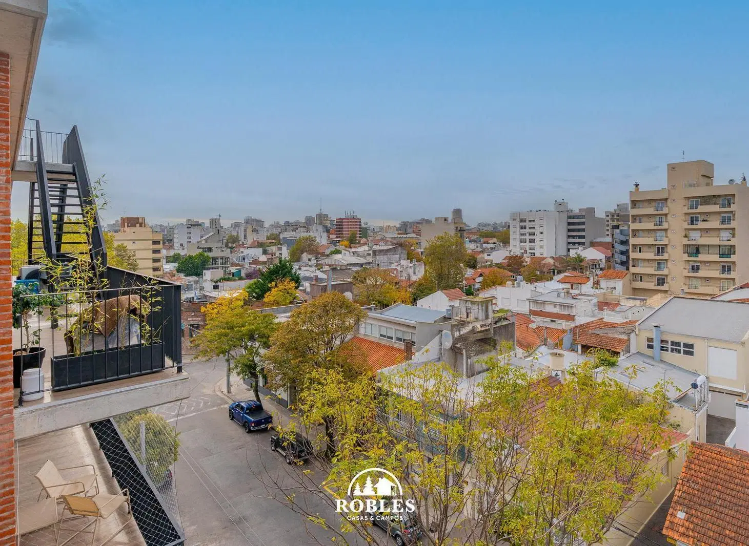 Departamento dos ambientes en el entorno de Chauvin 1