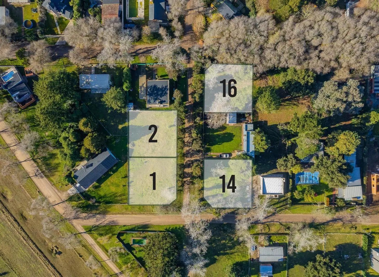 Lote en esquina del barrio Colina Alegre 1