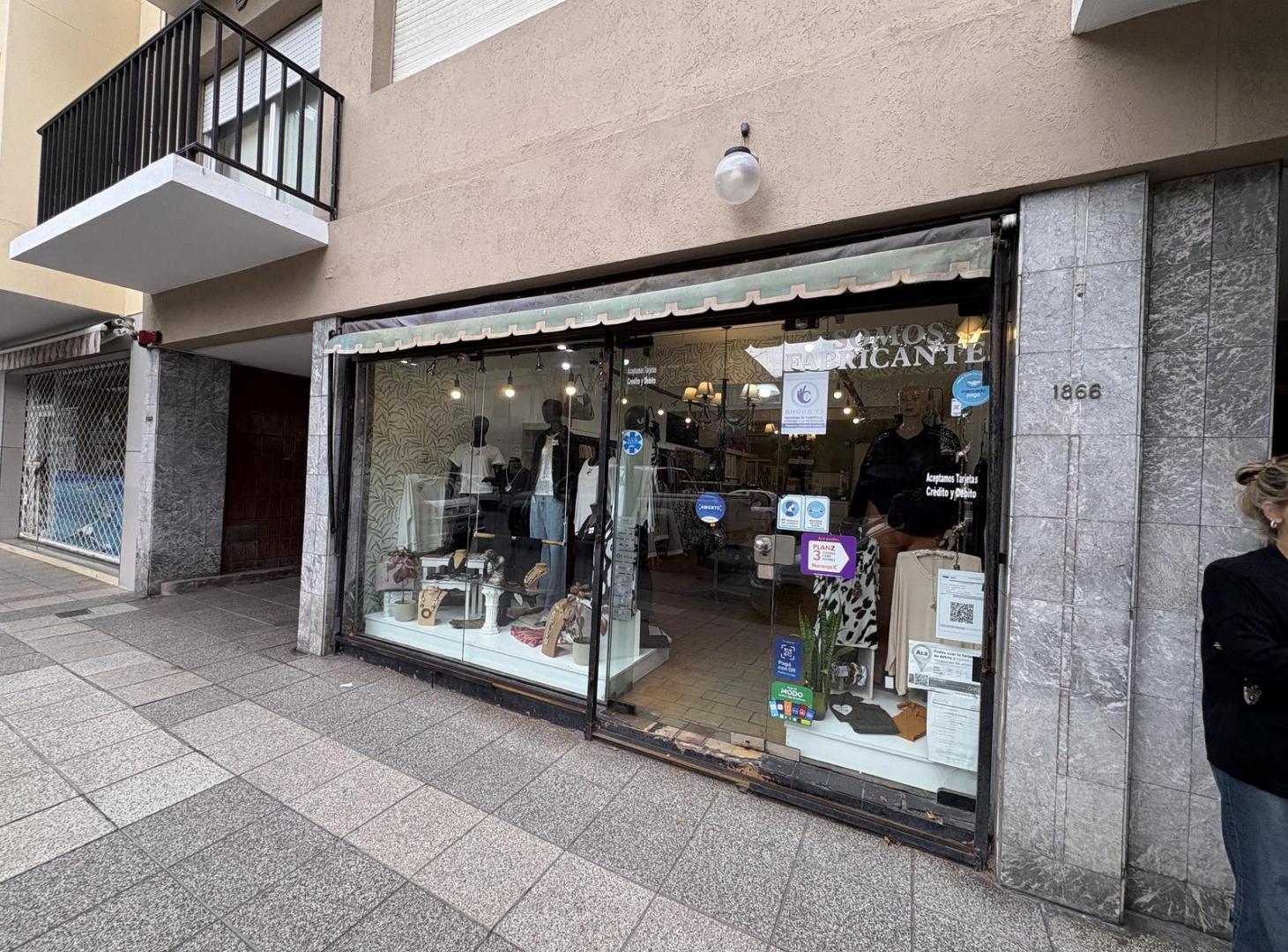 Foto de Local comercial en Macrocentro de la ciudad, imagen 2