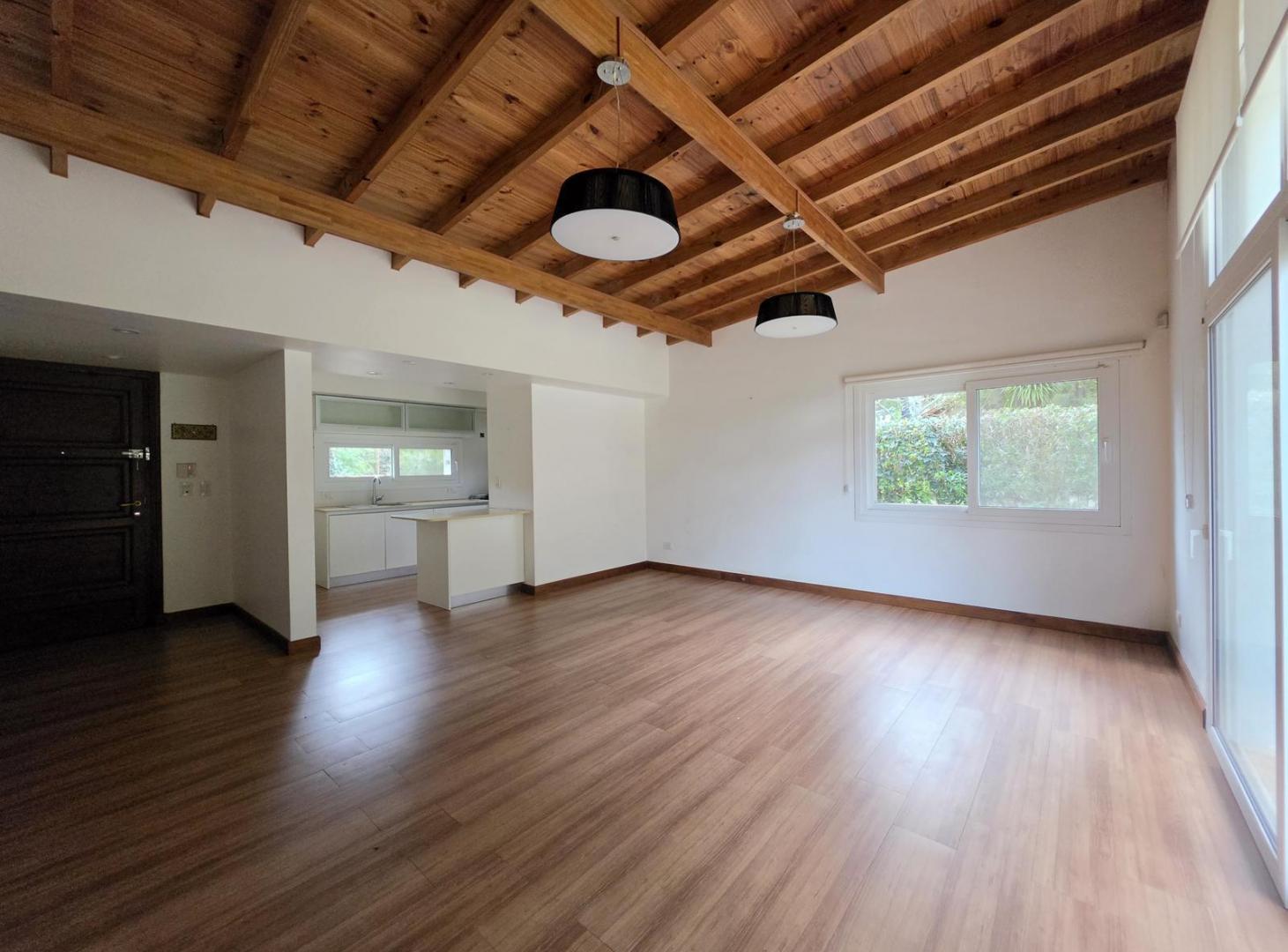 Foto de Casa estilo moderno en el Bosque Peralta Ramos, imagen 4