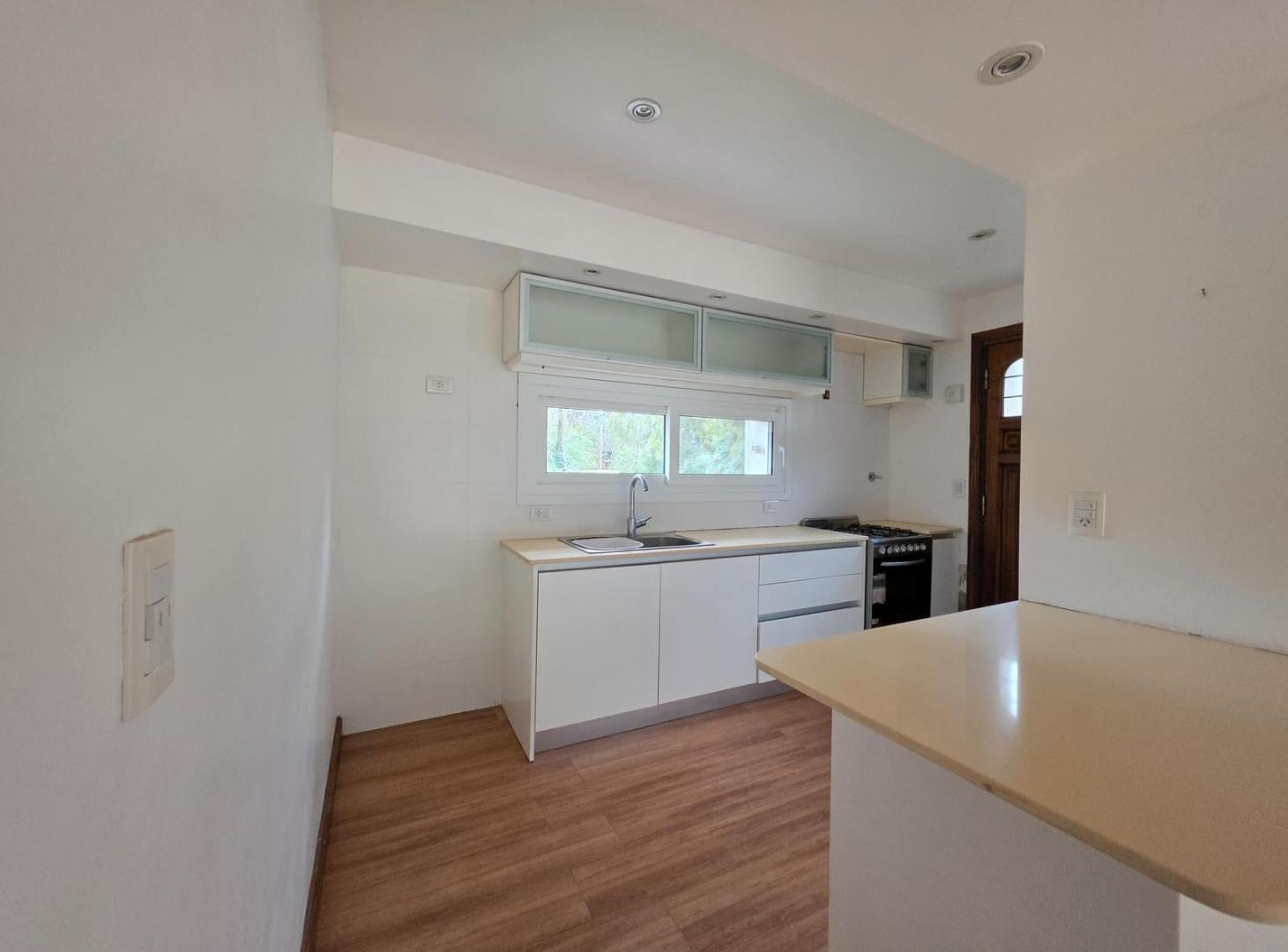 Foto de Casa estilo moderno en el Bosque Peralta Ramos, imagen 3