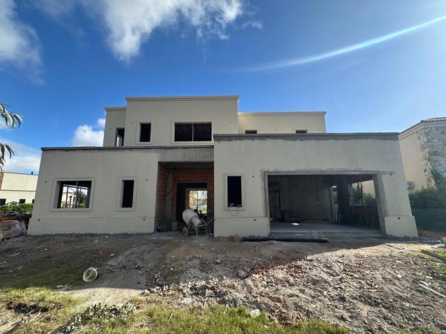 Foto de Casa estilo moderno en el barrio privado Casonas del Haras, imagen 3