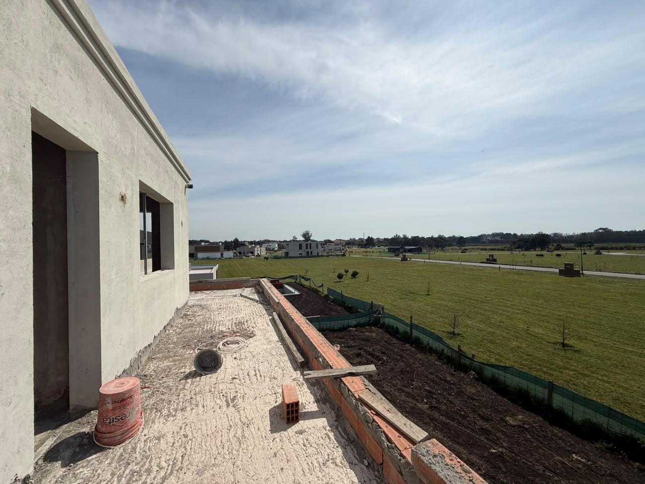 Foto de Casa estilo moderno en sector Pradera de Casonas del Haras, imagen 2