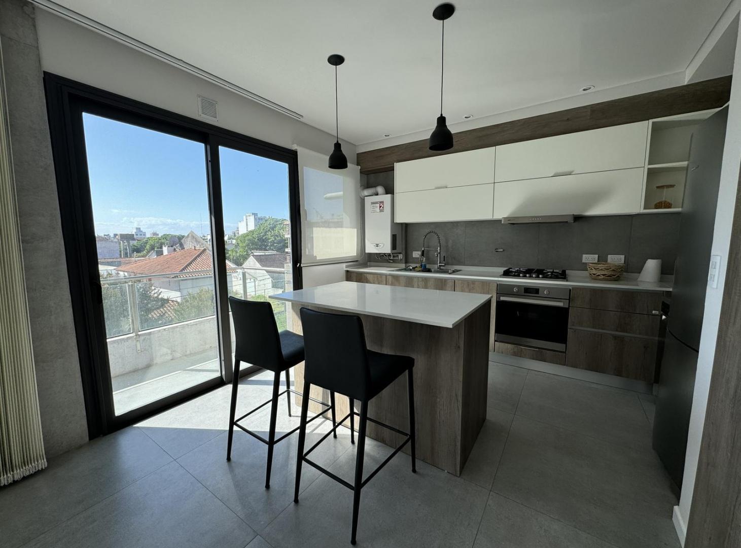 Foto de Departamento cuatro ambientes en Guemes Residencial, imagen 2