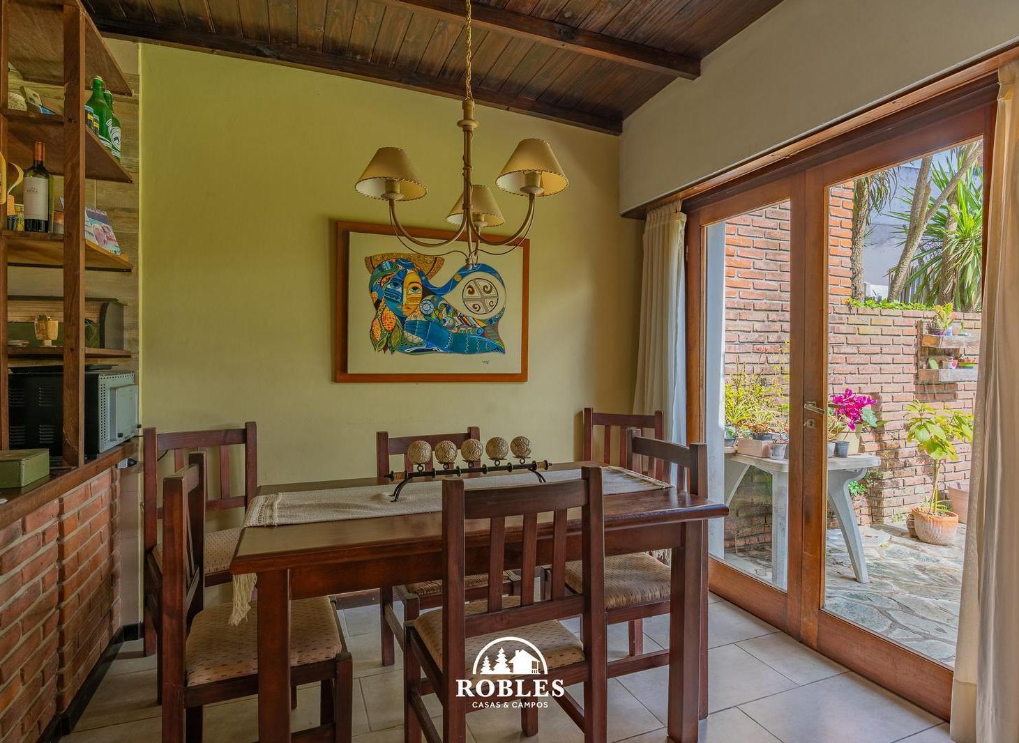 Foto de Chalet en el tradicional barrio San Carlos, imagen 3