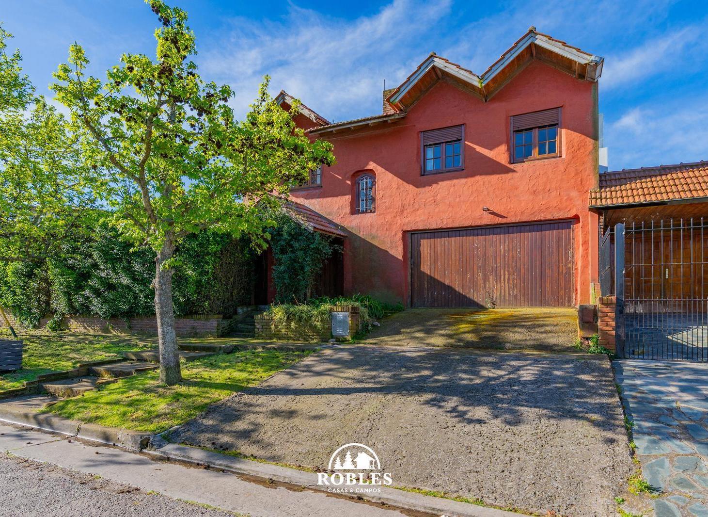 Foto de Chalet en el tradicional barrio San Carlos, imagen 1