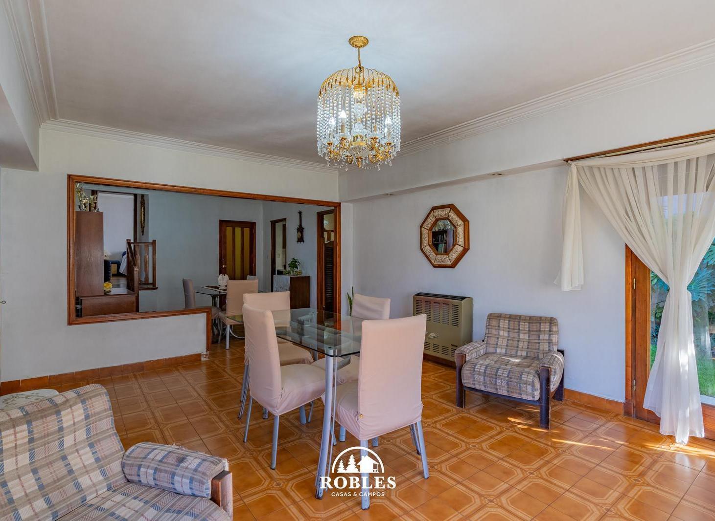 Foto de Chalet en esquina del barrio San Carlos, imagen 3