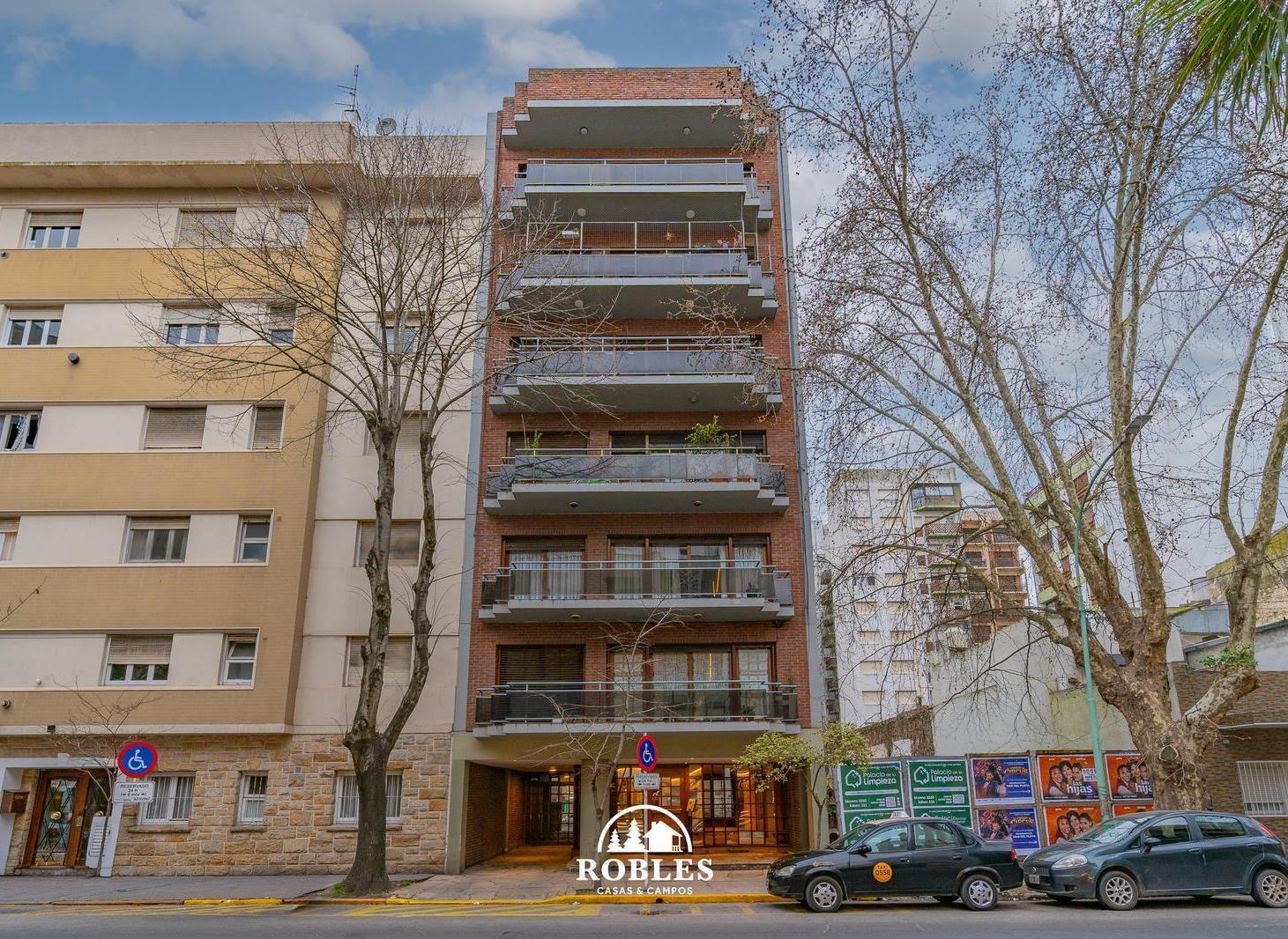 Foto de Piso cuatro ambientes en el entorno de La Perla, imagen 1
