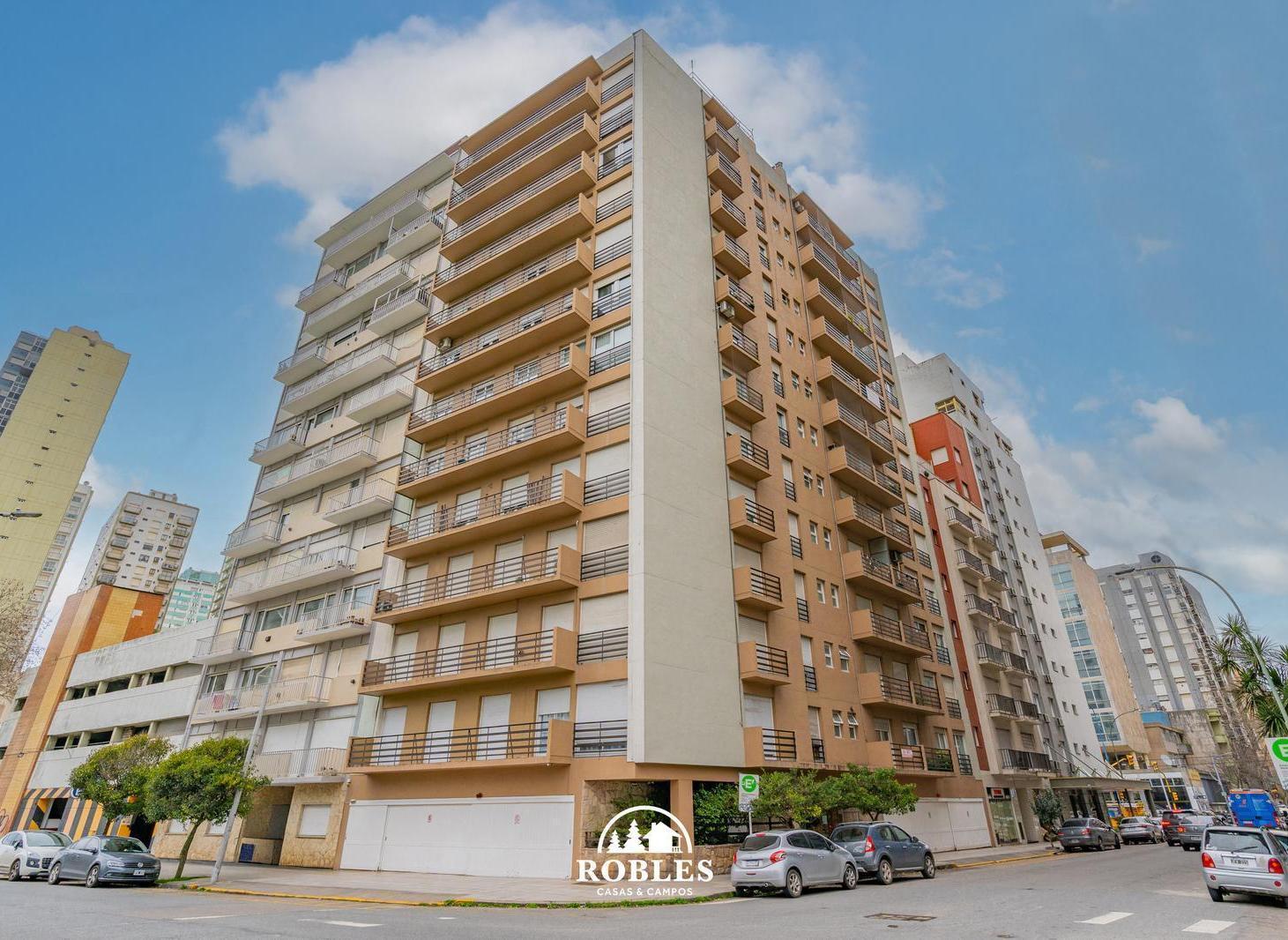Foto de Departamento cuatro ambientes en el centro de la Ciudad, imagen 2