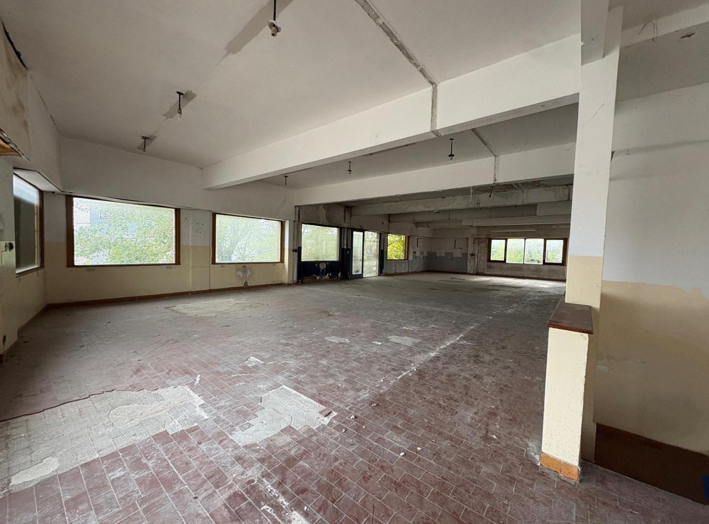 Foto de Propiedad comercial en esquina de Av. Juan B Justo, imagen 4
