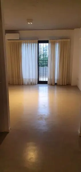 Departamento en venta muy luminoso de 2 ambientes con cochera - Almagro 3