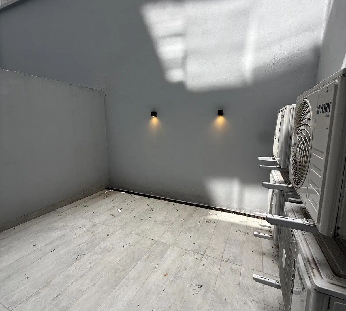 Oficina Premium de 80m2 en Central Cancilleria Retiro 5