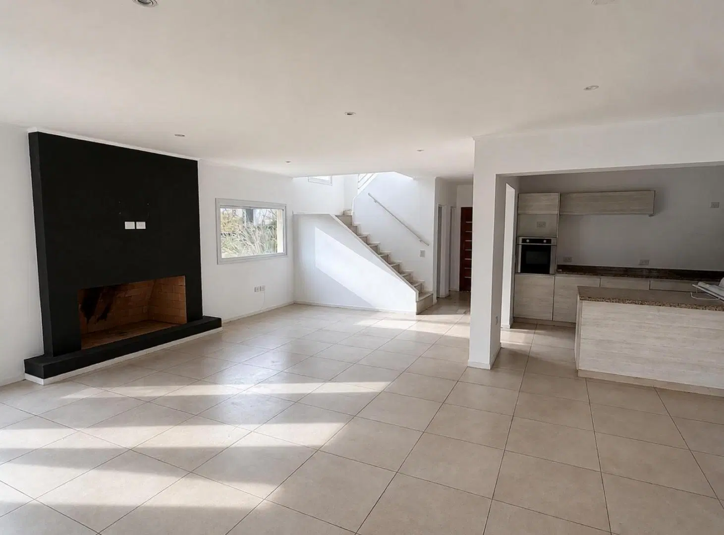 Oportunidad - Casa en Puertos del Lago 4