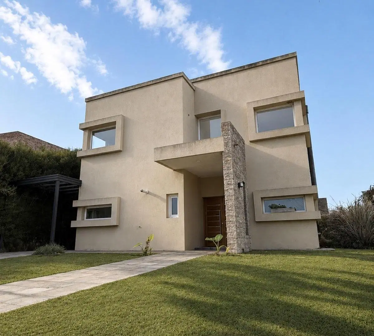 Oportunidad - Casa en Puertos del Lago 2