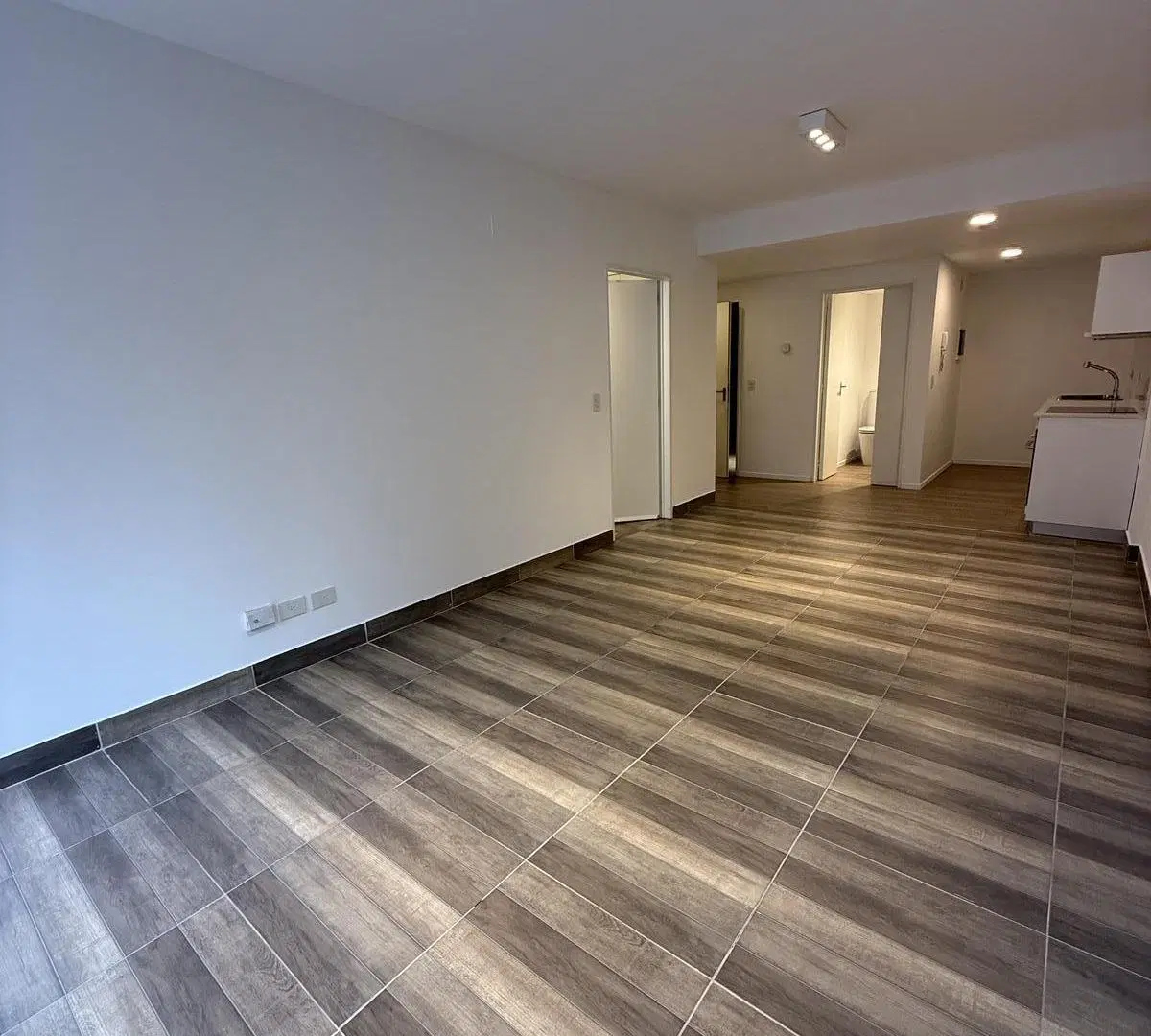 Alquiler dos ambientes Torre Deco Segui 5