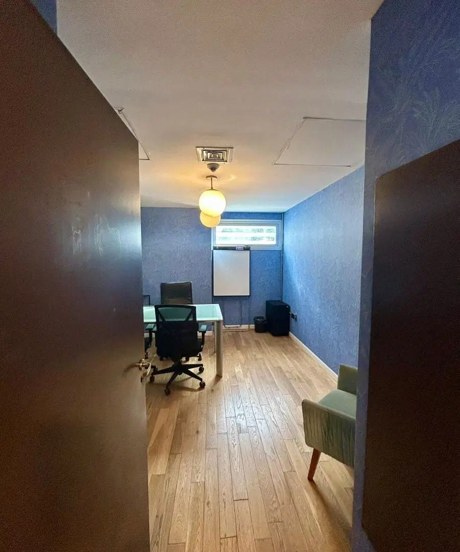 Oficina 100m2 en Bellini Esmeralda 2